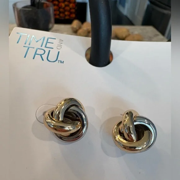 TIME & TRU | Hypoallergenic, Elegant Two-Toned Gold and Silver Knot Earrings - Picture 9 of 12